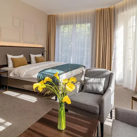 Pk Parkhotel Kurhaus Hotel 4*