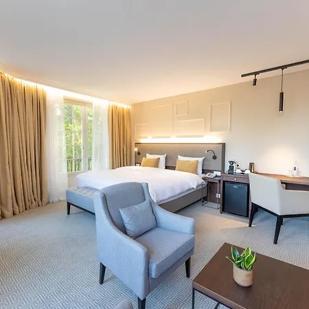 Hotel Pk Parkhotel Kurhaus 4*