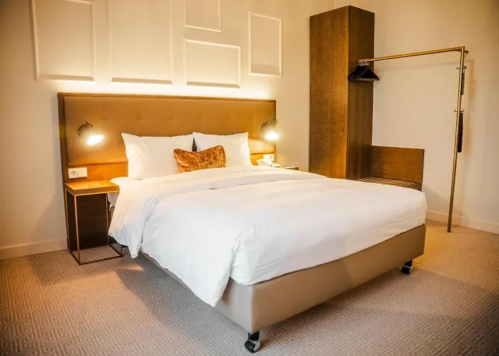 Pk Parkhotel Kurhaus 4*